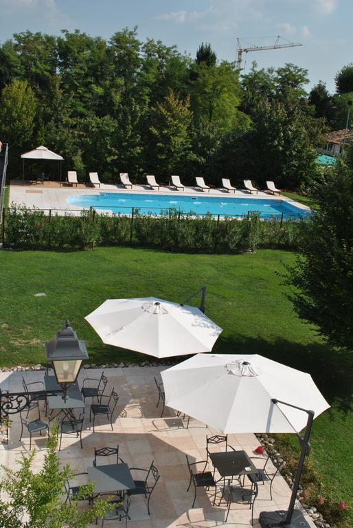Hotel Villa Dei Carpini Oderzo Exterior foto